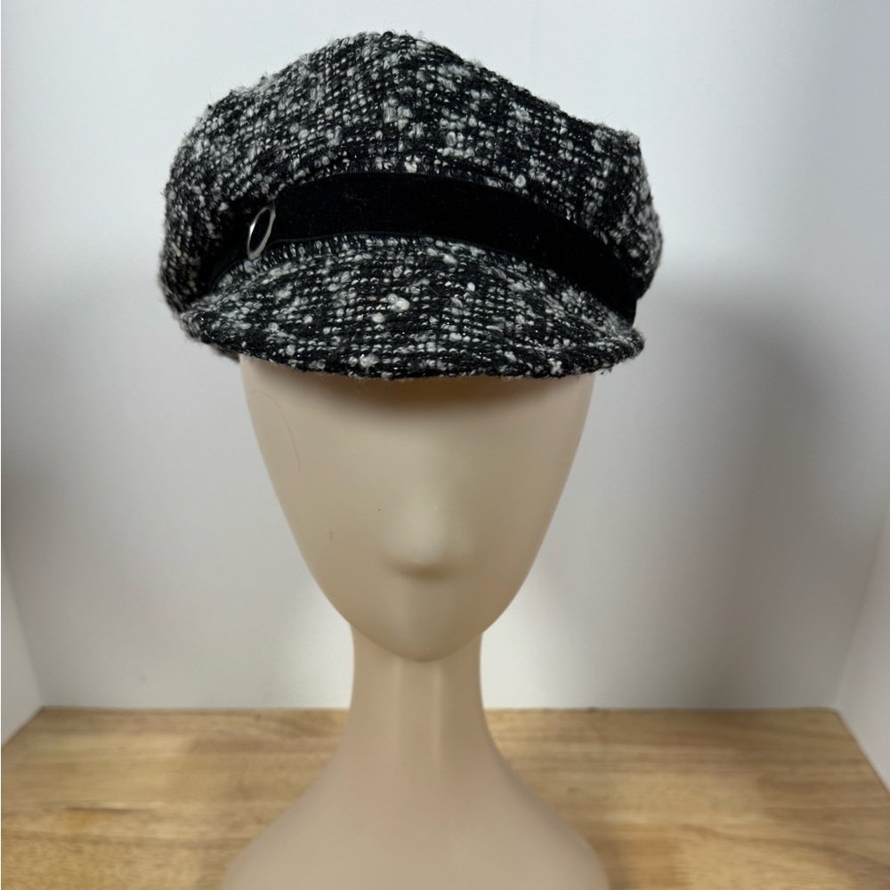 Nine West Textured Black & White Satin-Lined Hat OSFM